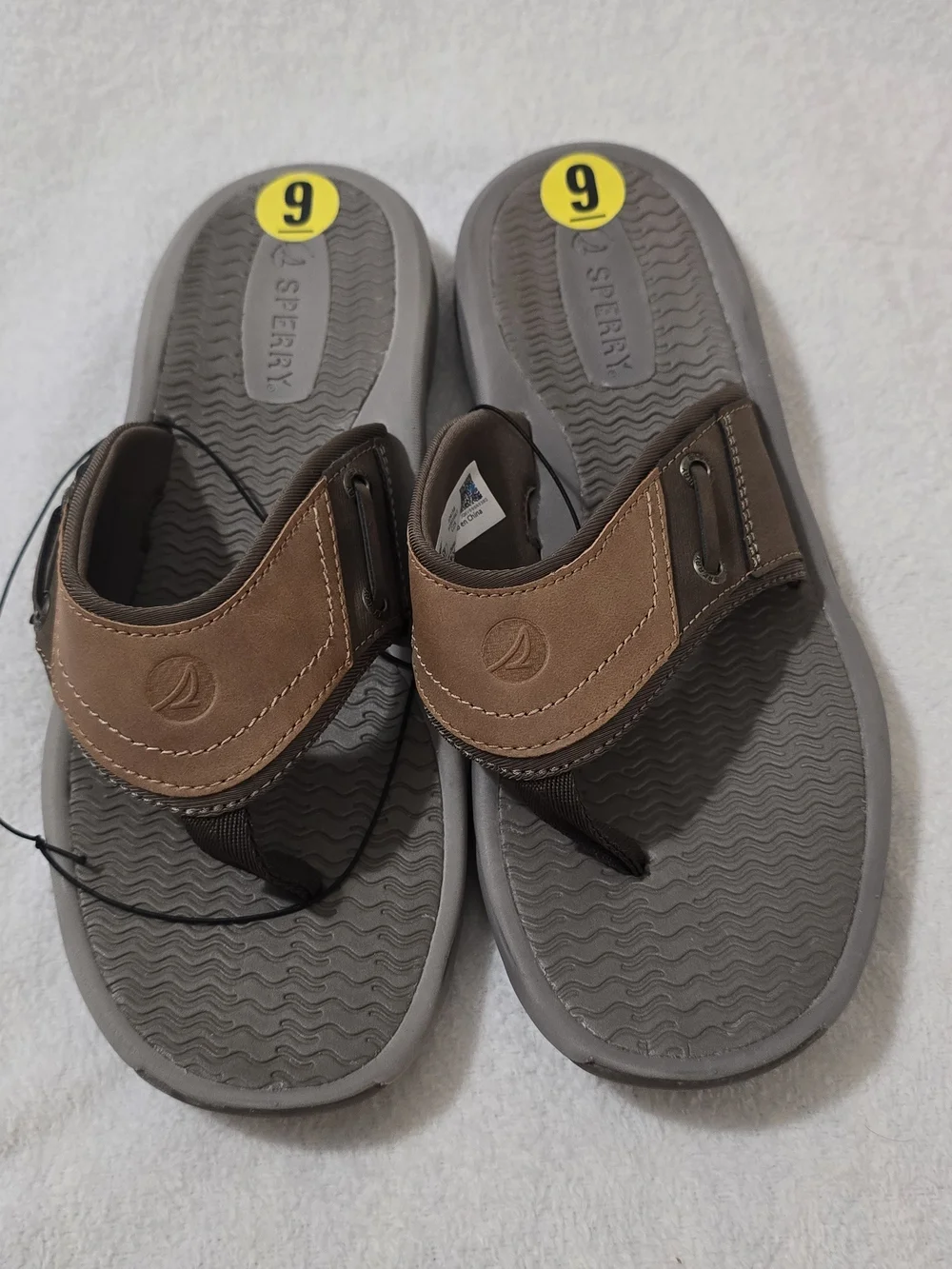 Sperry Brown Leather Flip Flops Men's 9